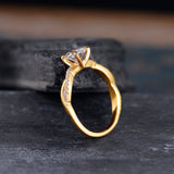 2021 New Twisted Delicate Zircon Gold Ring Women Fashion Wedding Engagement Jewelry Classic Four Claws Promise Ring for Women